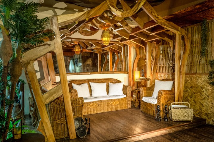 11_Hut