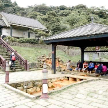 https://www.rtaiwanr.com/yangmingshan/lengshuikeng
